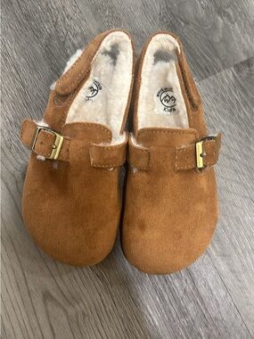 Source Unknown Kids Suede Slip-On Clogs with Buckle - Tan
